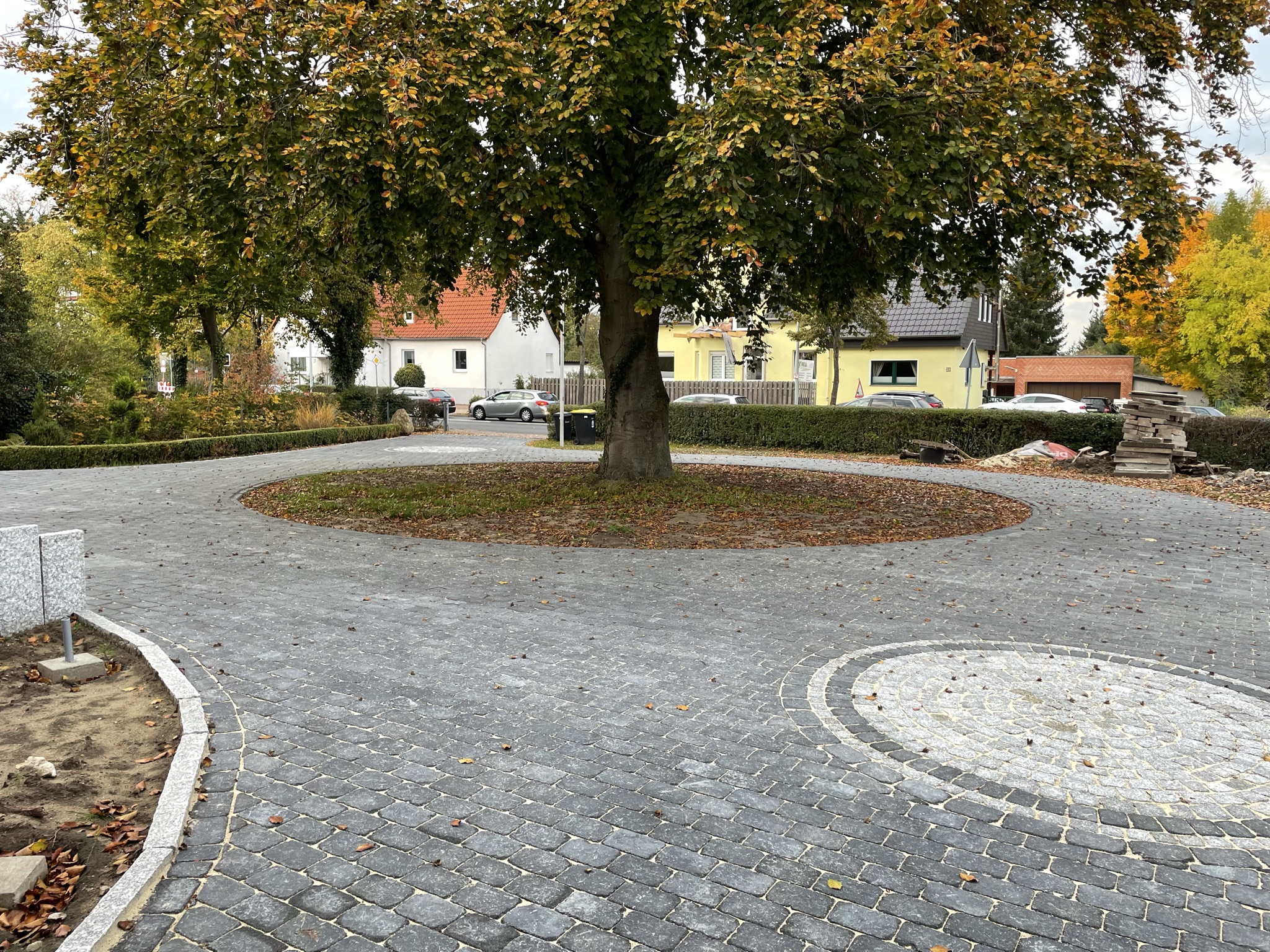 Einfahrt und Terrasse in Schwarmstedt